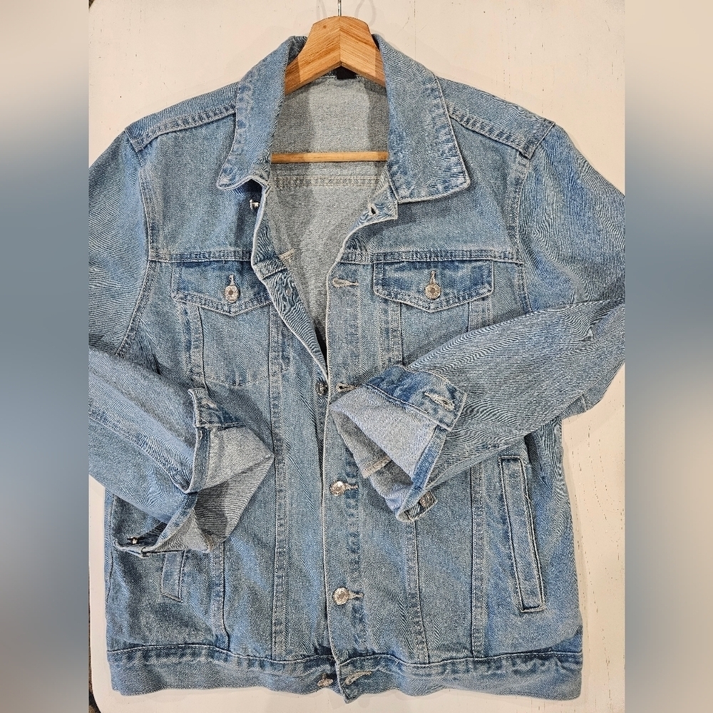 Retro Vintage 80s 90s Y2k Light Blue Denim Jean Jacket. Size Men's Small. Casual